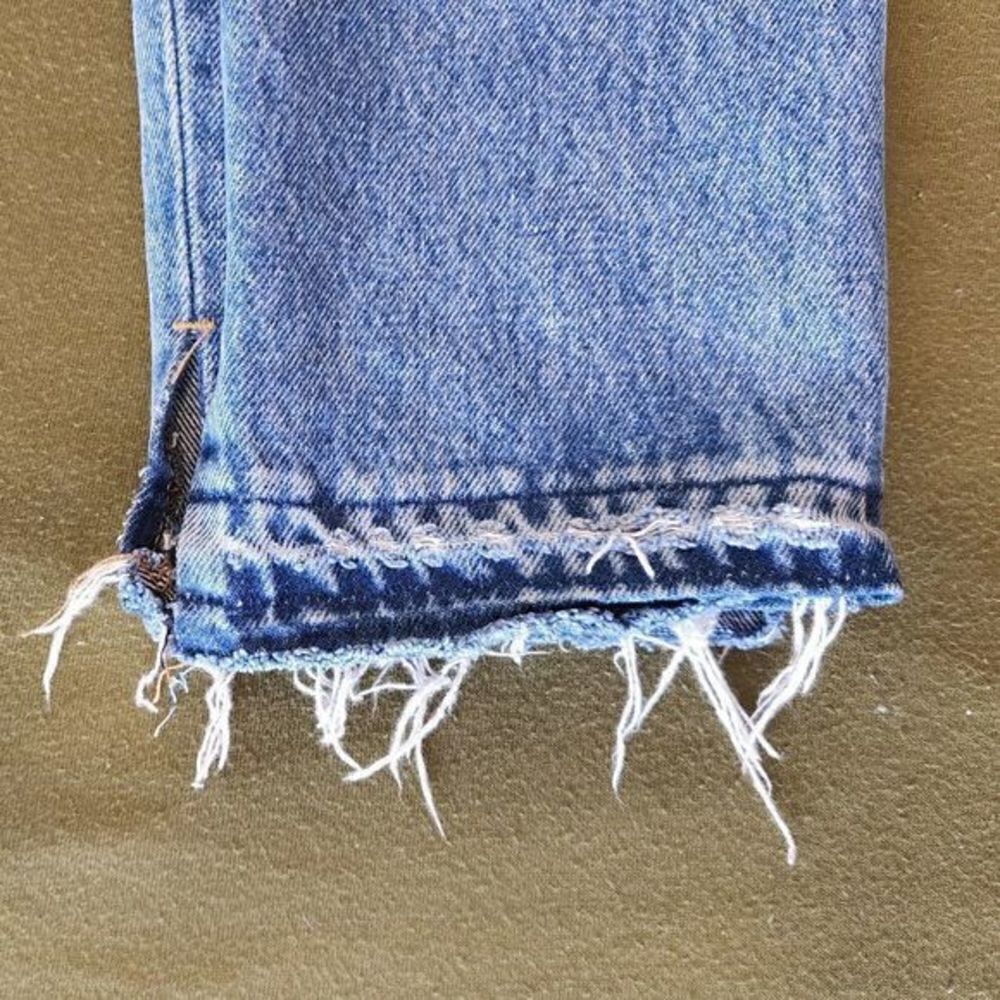 Re-Release Le Original Raw Edge High Waist Jeans - Picture 9 of 15